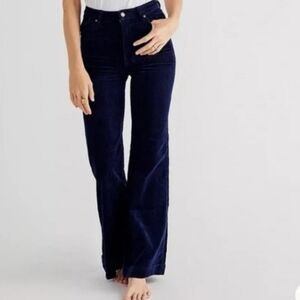 Rolla's women's eastcoast corduroy flare Navy Blue Pants Size 29